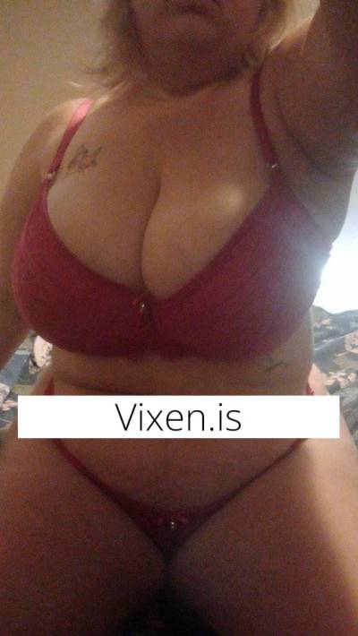 20 year old Escort in Albury Plus Size Ass &amp; Titties