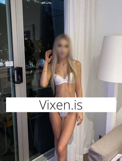 20 year old Escort in Perth New to industry tiny aussie blonde model!! AVAILABLE NOW