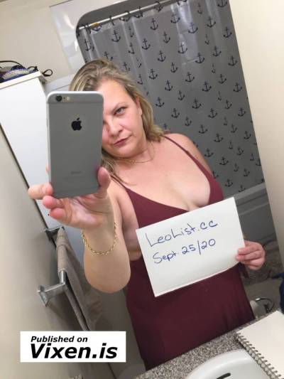 42 year old Escort in North Bay Hot sexy mature deals!! Discounts