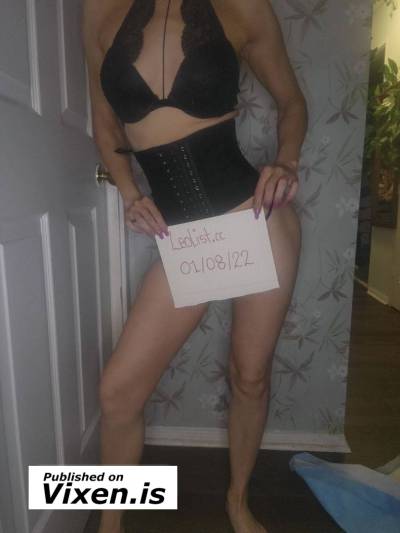 28 year old Escort in Québec Let’s have fun, outcall and online only