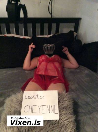 38 year old Escort in Barrie Dominant Blonde