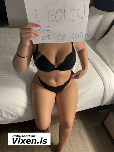 23 year old Escort in Mississauga Sexy russian doll