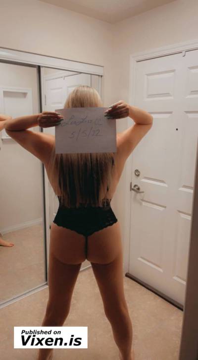 26 year old Escort in Edmonton Verified ✅ thick blonde 🍑booty real pics
