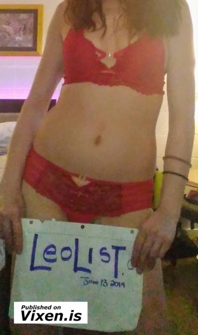 32 year old Escort in Nanaimo Tight &amp; wet, with skills that will b*l*o*w ur mind