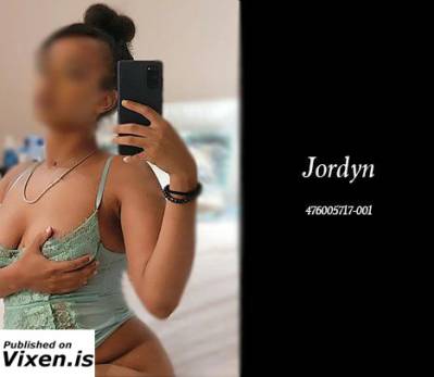 20 year old Escort in City of Edmonton JORDYN Your MIXED CARIBBEAN Cutie With Nice D's *NEW* 