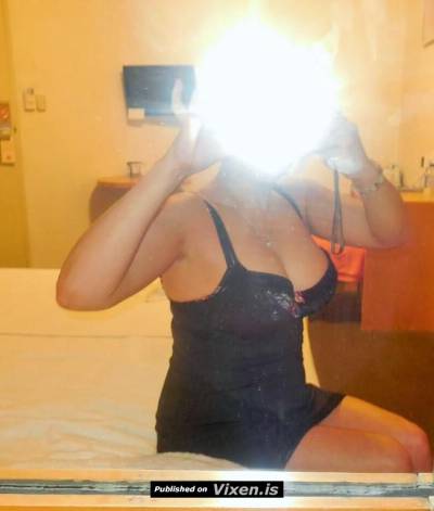 38 year old Escort in Port Macquarie Erotic Massage Aussie Busty Blonde