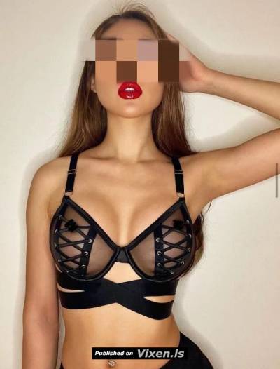 27 year old Escort in Cairns New in Cairns horny Emma good sucking in/out call no rush