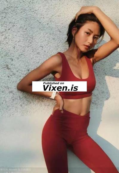 19 year old Escort in Brisbane Top Class Japanese Mix Thailand Girls 20 yrs model Debbie