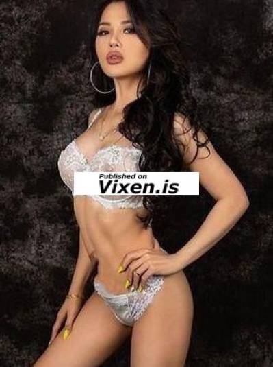 21 year old Escort in Brisbane Gym Body .COME &amp; TASTE ME NOW BABE.Indonesian Girl 