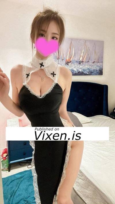 24 year old Escort in Melbourne Top Service Sexy Gorgeous Hot Asian Korean Girl