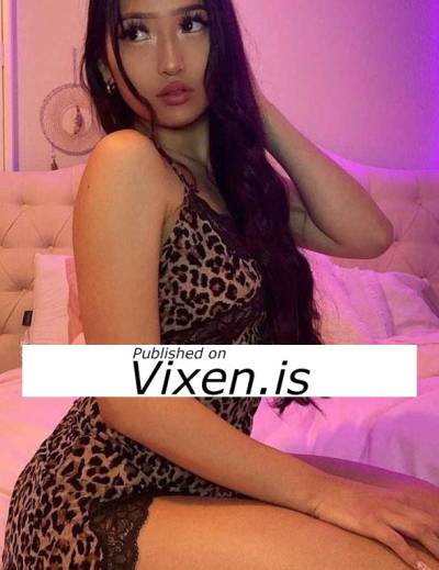 22 year old Escort in Melbourne Indian girl in the town, first day❤️ best girlfiend 