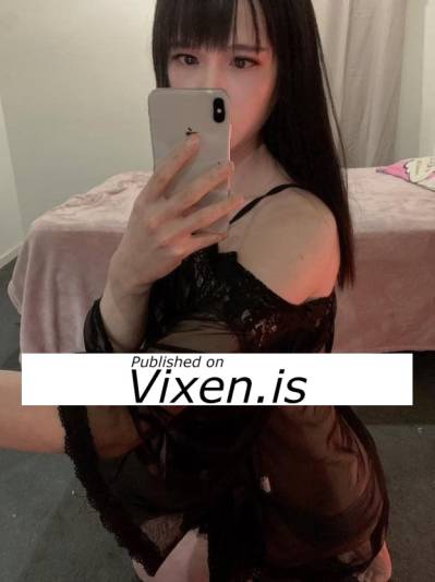 28 year old Escort in Melbourne Asian trans Ladyboy ts sensual massage services in Blackburn