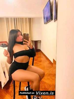 Soy una atractiva mujer latina sexy fogosa y Real para hacer travesuras en la cama