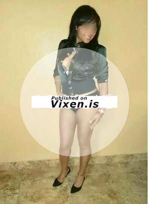 Yadi 21Yrs Old Mixed Escort Brunette C Cup Chicago IL in Chicago IL