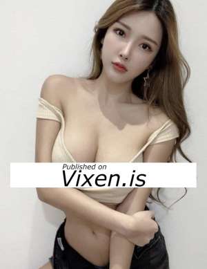 Sexy girl, come and lick my wet pussy, Gladstone in Gladstone