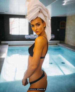 Cora 23Yrs Old Asian Escort 50KG 167CM Tall Geylang in Geylang