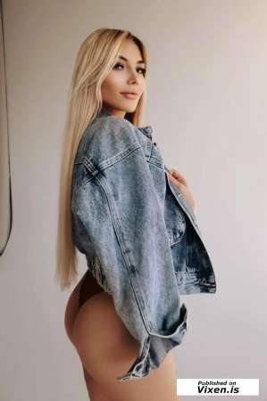 20Yrs Old Escort 50KG 167CM Tall Milan Image - 0