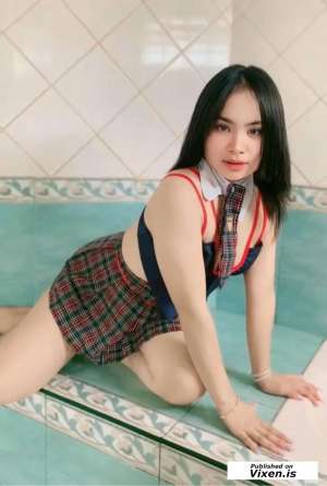 20Yrs Old Escort 160CM Tall Manila Image - 0