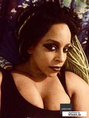 20Yrs Old Escort 56KG 168CM Tall Edmonton Image - 1
