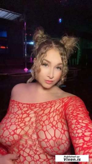 Escort model POPPIN BUBBLES, Honolulu in Honolulu HI