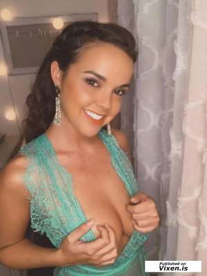 28Yrs Old Escort 45KG 146CM Tall Wien Image - 1