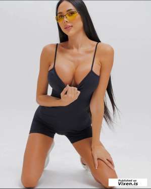 55Yrs Old Escort 168CM Tall Dubai Image - 1
