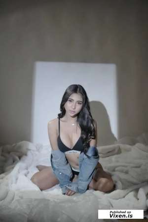 Leona 22Yrs Old Escort 50KG 156CM Tall Taipei Image - 4