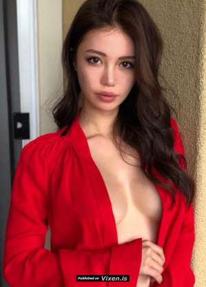 Elegant Classy Escort Babe Mariposa Wildest And Horniest  in Hong Kong
