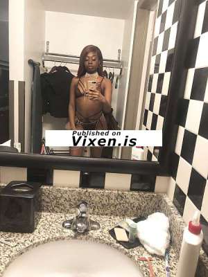 Joy 21Yrs Old Mixed Escort Black B Cup Chicago IL in Chicago IL