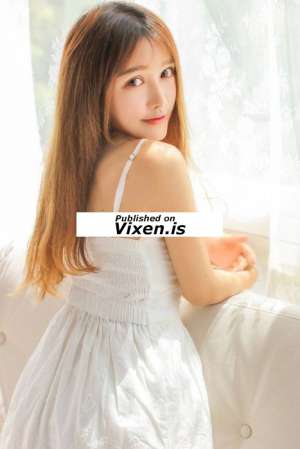 Tina 19Yrs Old Escort 43KG 161CM Tall London Image - 6