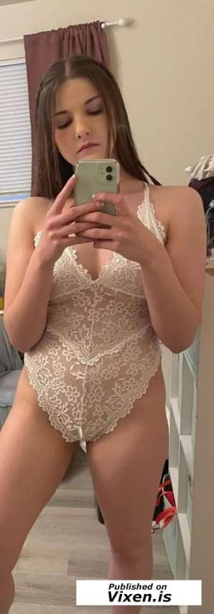 Piper 20Yrs Old Escort 55KG 165CM Tall Las Vegas NV Image - 0