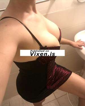 Sandra 21Yrs Old Escort Miami FL Image - 1