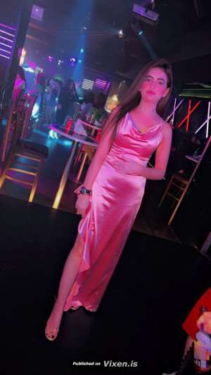 Eshita Indian Model, escort in Ajman