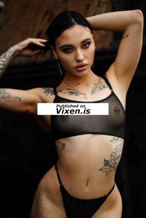Alice Pornstar 22Yrs Old Escort 55KG 171CM Tall Bali Image - 2