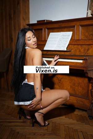 Arina 23Yrs Old Escort 50KG 170CM Tall Riyadh Image - 3