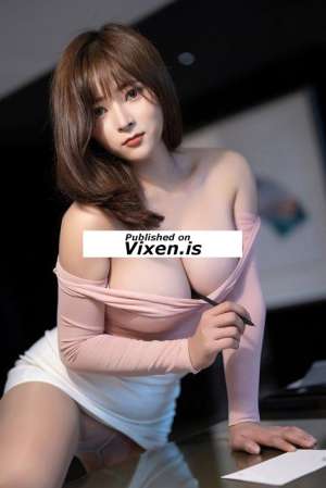 Julia 25Yrs Old Escort 50KG 164CM Tall Shenzhen Image - 3