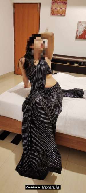 Soni for Outcall only, escort in Mumbai
