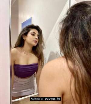 Geelong Indian hot sexy student girl for Outcall or Incall,  in Geelong