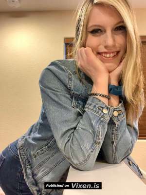 29Yrs Old Escort White C Cup 73KG 177CM Tall Rio de Janeiro in Rio de Janeiro