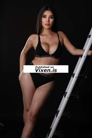 Yuki, Independent in Casablanca