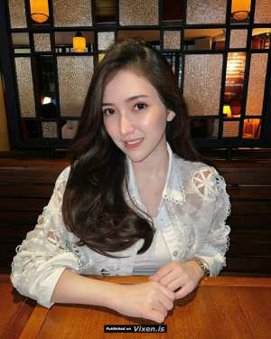 21Yrs Old Escort 52KG 165CM Tall Jakarta Image - 3