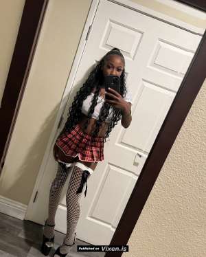 Escort 160CM Tall Los Angeles CA Image - 0