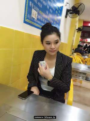 Kelly 22Yrs Old Escort 168CM Tall Dubai Image - 2