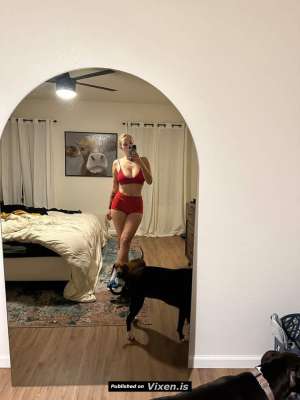 Anabelle in Toronto