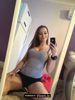 29Yrs Old Escort Red D Cup 54KG 165CM Tall Muscat in Muscat