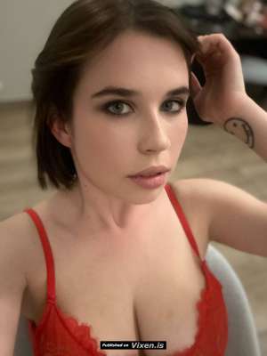 22Yrs Old Escort Brown D Cup 60KG 168CM Tall Prague in Prague