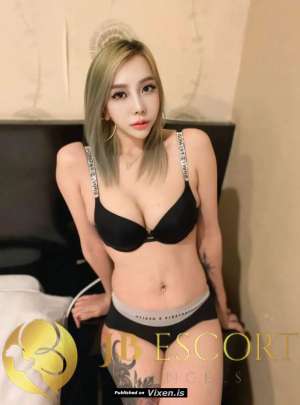 29Yrs Old Malaysian Escort Blonde C Cup 56KG 165CM Tall  in Johor Bahru