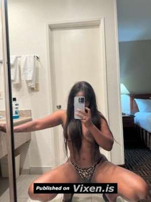 Alix morena colombiana disponible por pocos dias in Santa Ana CA