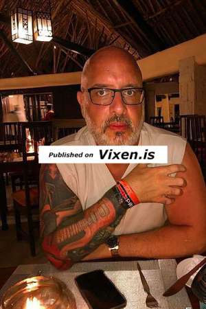 Paul 52Yrs Old Irish Escort Black Hair 48KG 185CM Tall  in Belfast