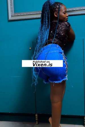 Shania, Independent in Mbale